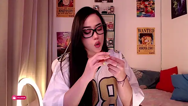 Emmy Ruiz online show from 09.20.25