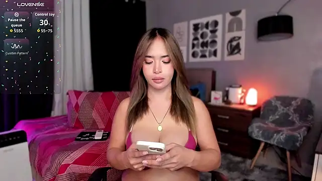 Snapshot of NastyH0tBABEx chatting on 01.10.26 NastyH0tBABEx online show from 01.10.26