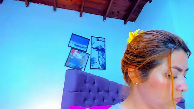 Gretta Queen online show from 09.29.25