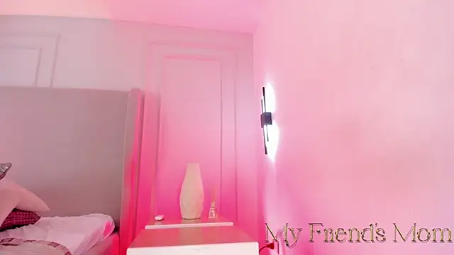 my friends mom online show from 03.05.25