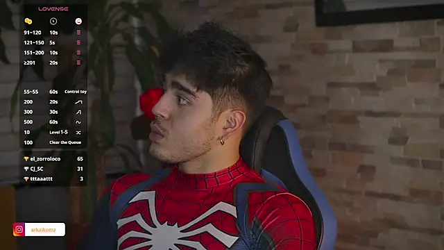 Snapshot of Arkaikomz chatting on 01.26.25 Arkaikomz online show from 01.26.25