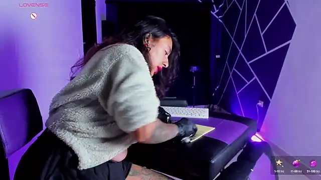 Snapshot of ink_demonxxx chatting on 10.02.25 ink demonxxx online show from 10.02.25