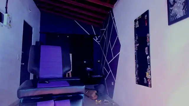 Snapshot of ink_demonxxx chatting on 11.05.25 ink demonxxx online show from 11.05.25