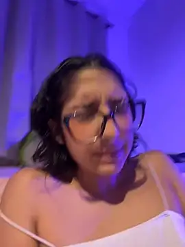 Snapshot of aurora_xoxo chatting on 12.22.24 aurora xoxo online show from 12.22.24