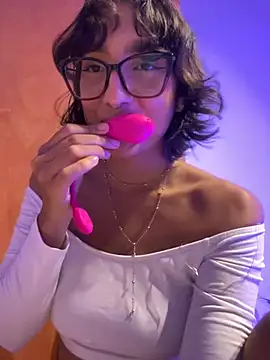 Snapshot of aurora_xoxo chatting on 01.06.25 aurora xoxo online show from 01.06.25