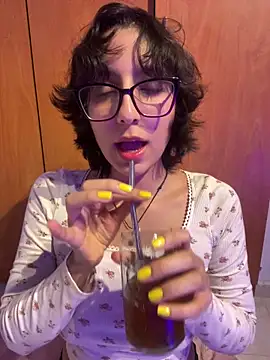 Snapshot of aurora_xoxo chatting on 03.19.25 aurora xoxo online show from 03.19.25