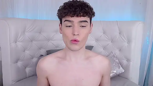 RobbyCharming online show from 11.07.25