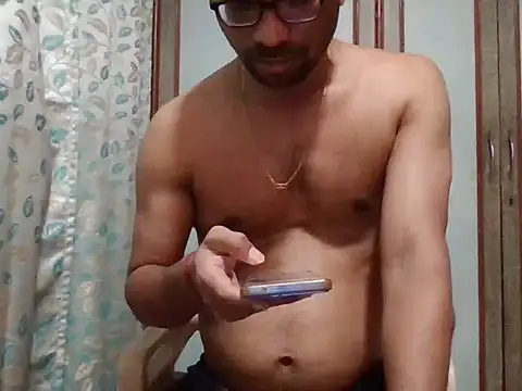 Snapshot of sexx4 chatting on 01.31.25 sexx4 online show from 01.31.25