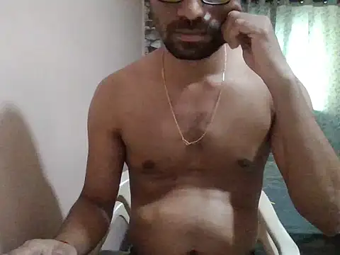 Snapshot of sexx4 chatting on 09.13.25 sexx4 online show from 09.13.25