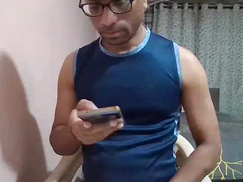 Snapshot of sexx4 chatting on 10.16.25 sexx4 online show from 10.16.25