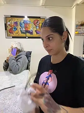 Snapshot of charlotte_stevenss_ chatting on 10.28.25 charlotte stevenss online show from 10.28.25