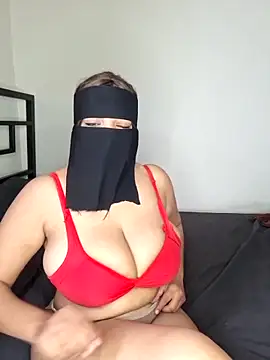 Snapshot of amerlov15 chatting on 11.01.25 amerlov15 online show from 11.01.25