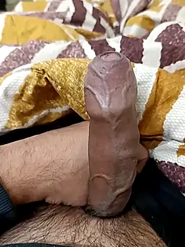 Snapshot of wrong_man25 chatting on 11.24.25 wrong man25 online show from 11.24.25