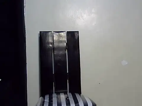 Snapshot of Twerl chatting on 01.23.25 Twerl online show from 01.23.25