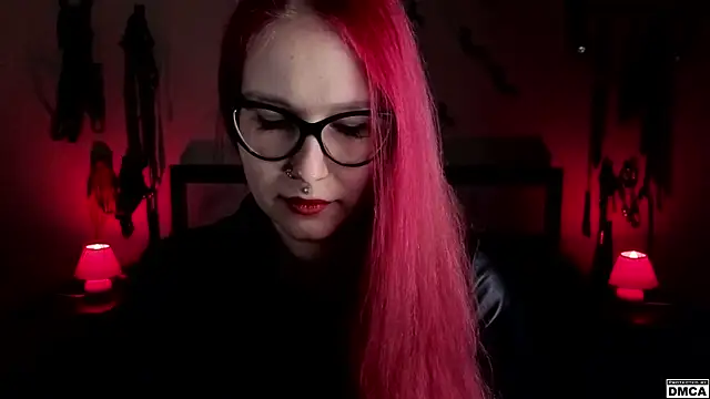 Amanita  Pantherina online show from 12.05.25