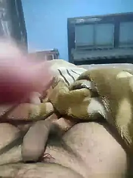 Snapshot of Deshilund9 chatting on 12.11.24 Deshilund9 online show from 12.11.24