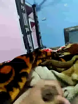 Snapshot of Deshilund9 chatting on 01.06.25 Deshilund9 online show from 01.06.25