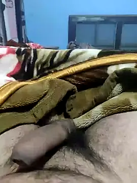 Snapshot of Deshilund9 chatting on 01.08.25 Deshilund9 online show from 01.08.25