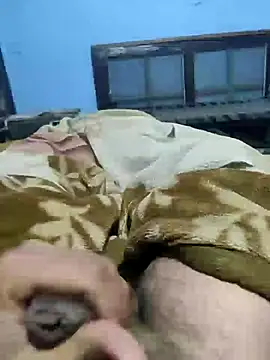 Snapshot of Deshilund9 chatting on 01.26.25 Deshilund9 online show from 01.26.25