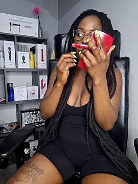 Shaniko89 online show from 03.14.25