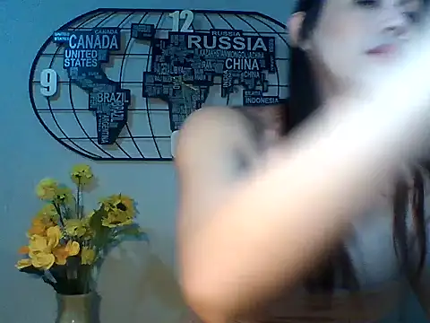 Imurwifey online show from 10.22.25