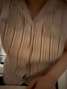 Snapshot of She-devilx chatting on 06.19.26 She-devilx online show from 06.19.26