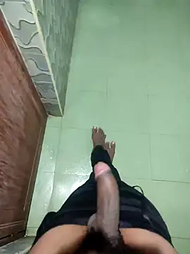 Snapshot of yo19boy chatting on 01.18.25 yo19boy online show from 01.18.25