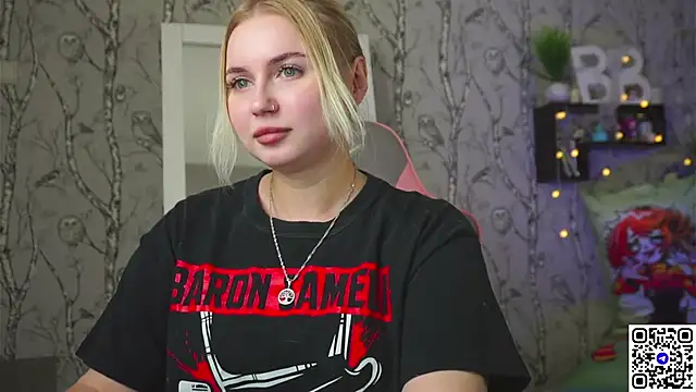 Moon Valkyrie online show from 02.02.26