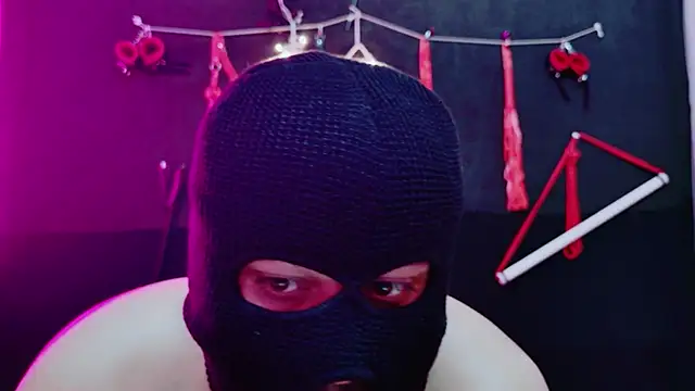 Snapshot of Exotic_Goddess chatting on 11.06.25 Exotic Goddess online show from 11.06.25