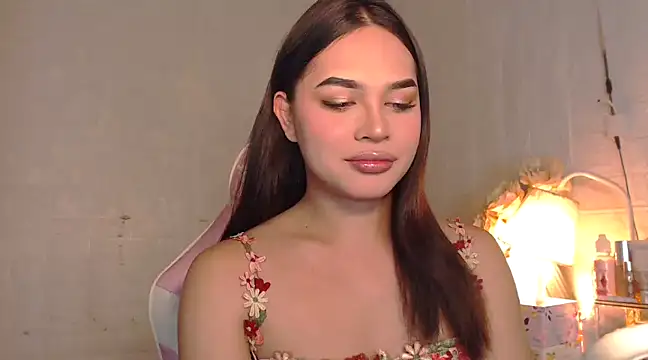 Ashely Lewis online show from 01.25.25