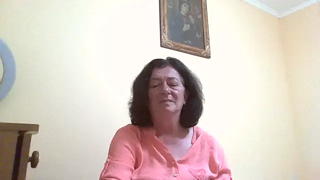 Snapshot of GypsiQueen2 chatting on 06.22.26 GypsiQueen2 online show from 06.22.26