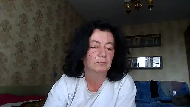 Snapshot of GypsiQueen2 chatting on 07.20.26 GypsiQueen2 online show from 07.20.26
