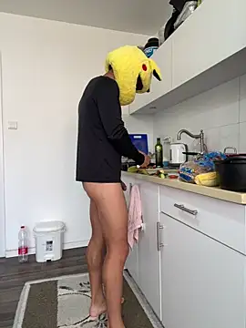 Snapshot of Fitnessboysexy chatting on 12.20.25 Fitnessboysexy online show from 12.20.25