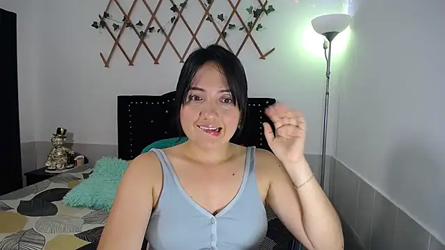 naughty girl 4u online show from 02.21.26