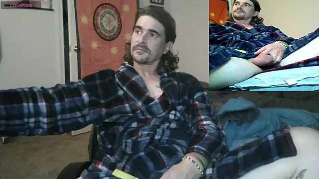 Snapshot of XxBobbyDigitalxX chatting on 09.24.25 XxBobbyDigitalxX online show from 09.24.25