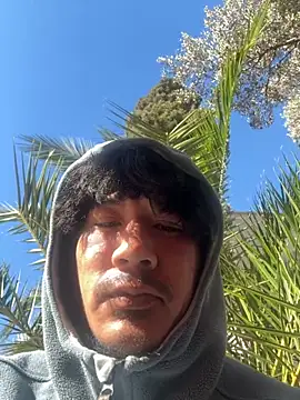 juniiorre online show from 10.28.25