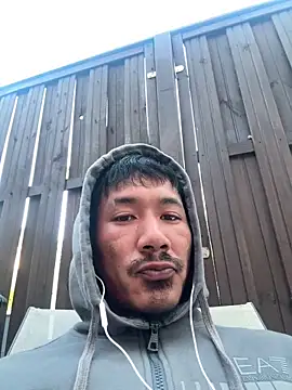 juniiorre online show from 04.06.26