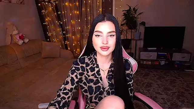   Malika   online show from 12.04.25