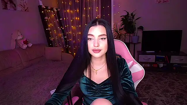   Malika   online show from 12.05.25