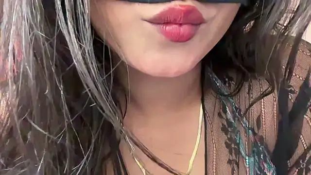 Hottie ishuu online show from 01.17.26