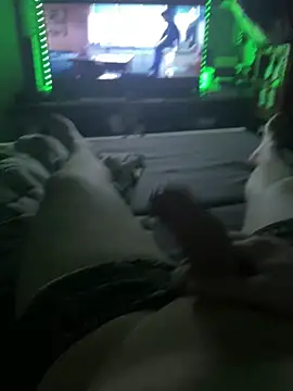 David19932908 online show from 01.05.25