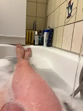 David19932908 online show from 10.15.25