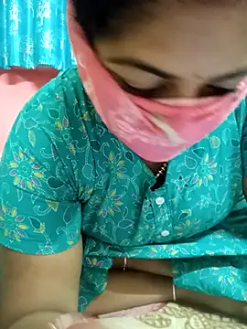 Snapshot of Bengali-boudi chatting on 09.30.25 Bengali-boudi online show from 09.30.25