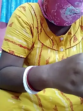 Snapshot of Bengali-boudi chatting on 10.13.25 Bengali-boudi online show from 10.13.25