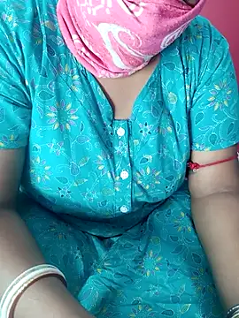 Snapshot of Bengali-boudi chatting on 10.31.25 Bengali-boudi online show from 10.31.25