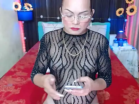 UrAsianPrincessDanie online show from 02.06.26