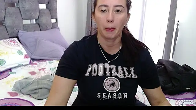 Snapshot of sara_hott_1 chatting on 02.03.26 sara hott 1 online show from 02.03.26