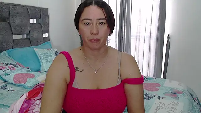 sara hott 1 online show from 03.04.26