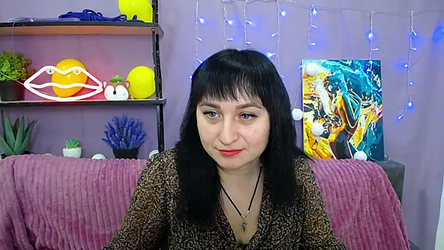 NinaFlawlees online show from 01.24.25