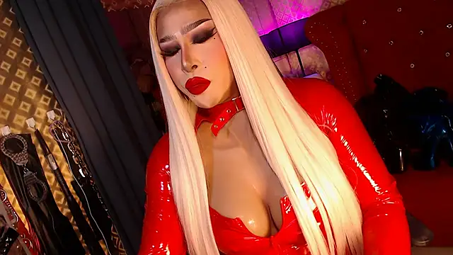 Snapshot of AntoniaSaints chatting on 11.10.25 AntoniaSaints online show from 11.10.25